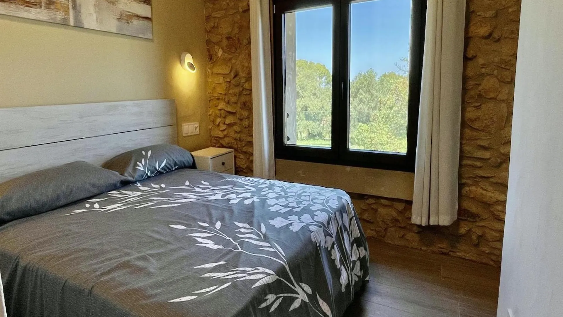 Apartment In Pals With Terrace